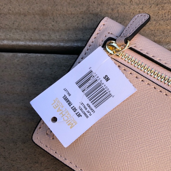 Authentic NWT Michael Kors jet set flat wallet - Picture 4 of 6